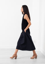 Charger l'image dans la galerie, Curved Stripe Knit Tank