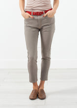 Charger l'image dans la galerie, Belted Jeans