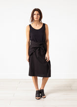 Charger l&#39;image dans la galerie, Bow Skirt in Black
