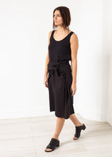 Charger l&#39;image dans la galerie, Bow Skirt in Black
