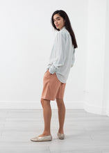 Charger l&#39;image dans la galerie, Classic Button Down

