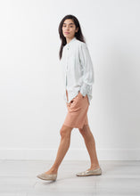 Charger l&#39;image dans la galerie, Classic Button Down
