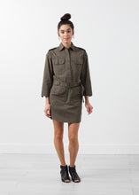 Charger l&#39;image dans la galerie, Belted Surplus Dress
