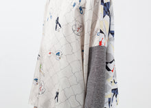 Load image into Gallery viewer, Long Sleeve Box Blouse
