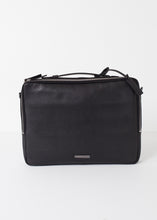 Charger l&#39;image dans la galerie, Classic Doc Bag
