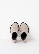 Charger l&#39;image dans la galerie, Camoscio Zip Heel
