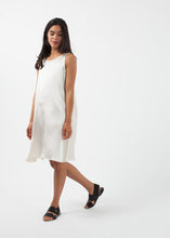 Charger l&#39;image dans la galerie, Bell Dress

